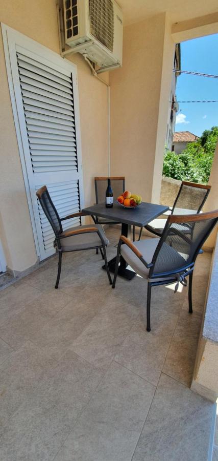Apartments Agata Sibenik Exterior photo