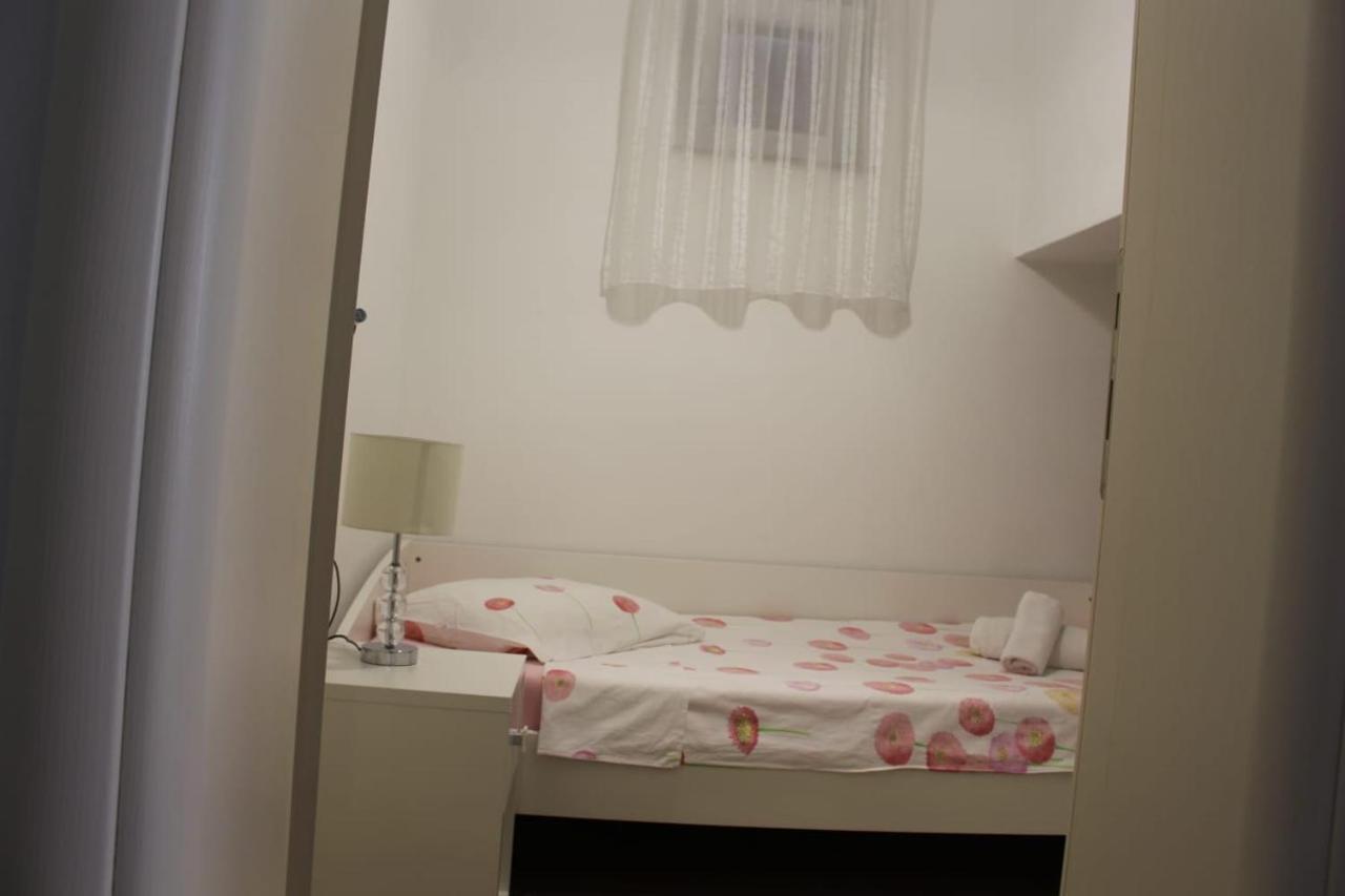 Apartments Agata Sibenik Exterior photo