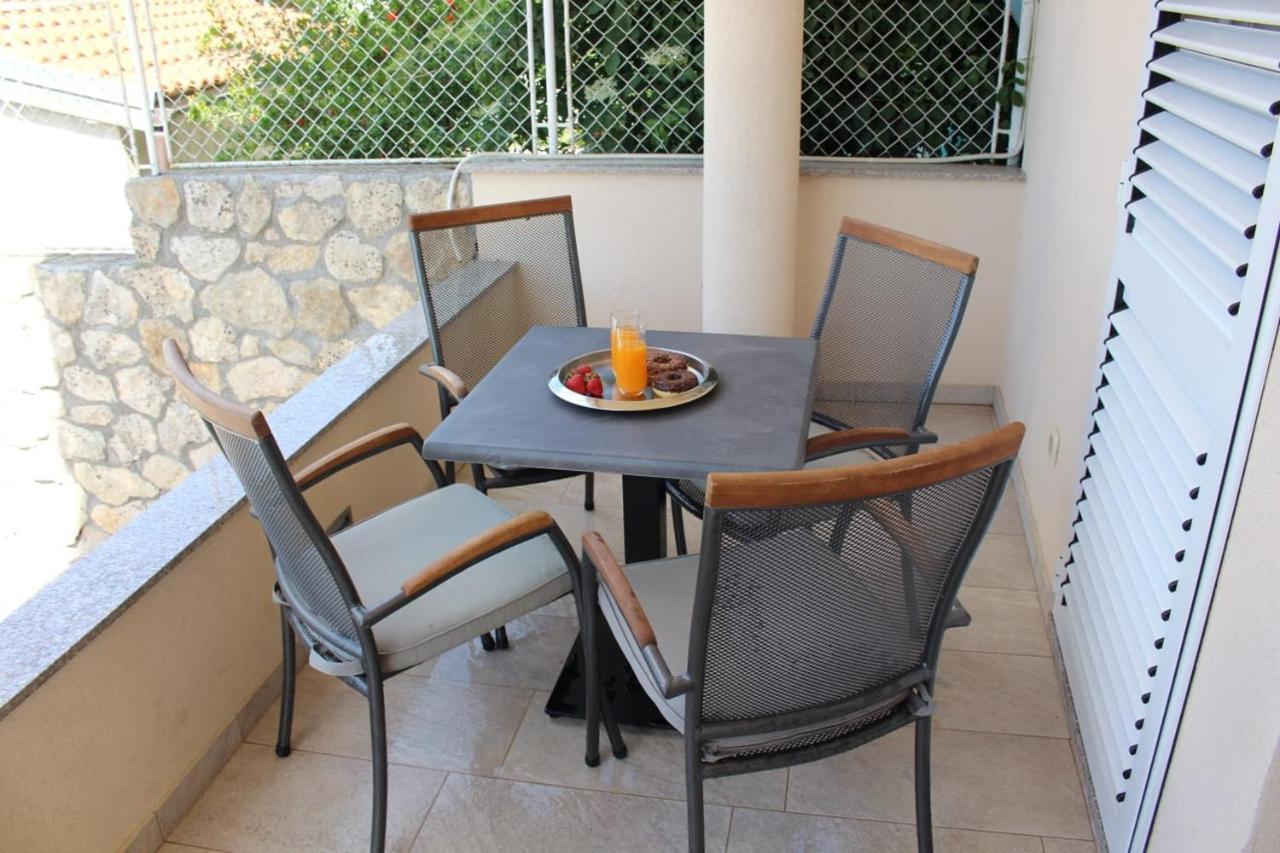 Apartments Agata Sibenik Exterior photo